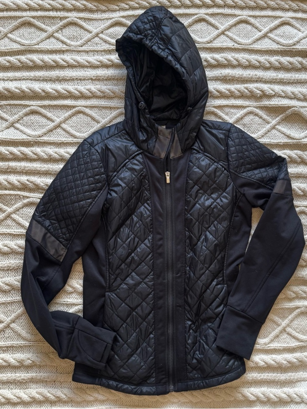 Athleta Rock Spring Reflective Quilted Hooded Jacket, Size Medium, Color Black